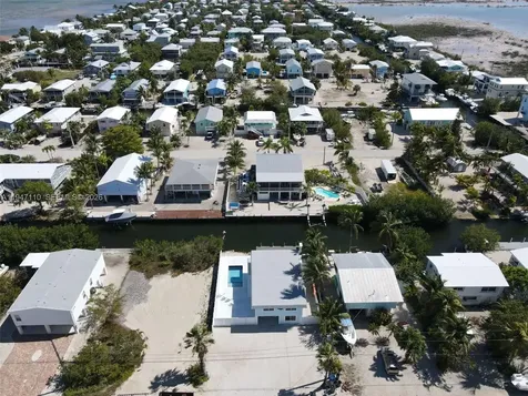 27346 Martinique Lane Summerland Key FL 33042
