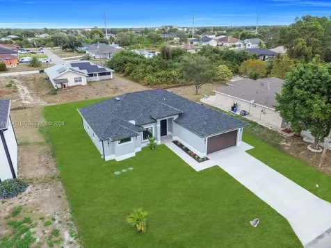 3514 2nd Street SW Lehigh Acres FL 33976