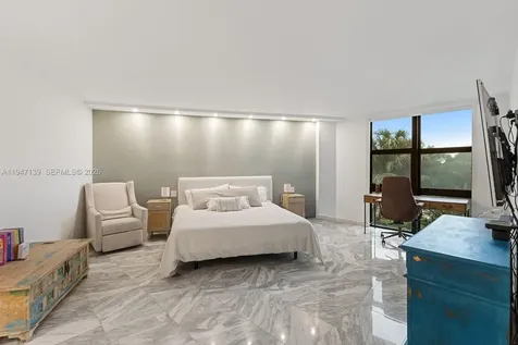 1121 Crandon Boulevard Key Biscayne FL 33149