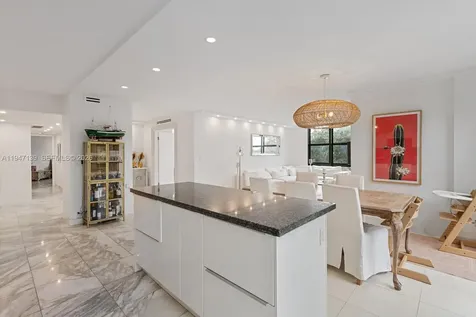 1121 Crandon Boulevard Key Biscayne FL 33149