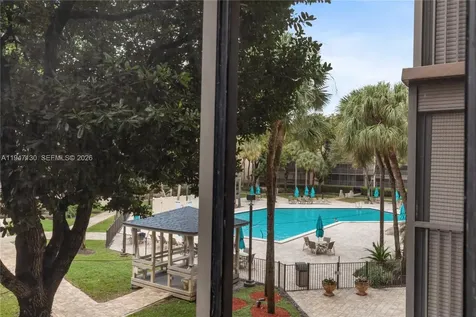 2800 N 46th Avenue Hollywood FL 33021