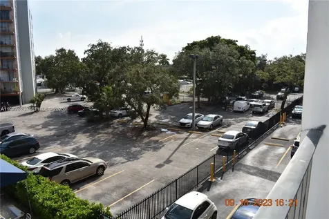 1470 NE 125th Terrace North Miami FL 33161