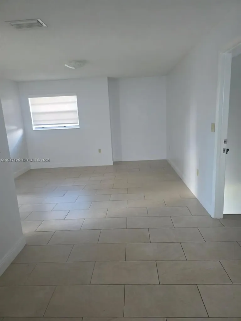 1575 NW 1st Street Miami FL 33125