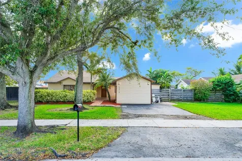 15512 SW 142nd Court Miami FL 33177