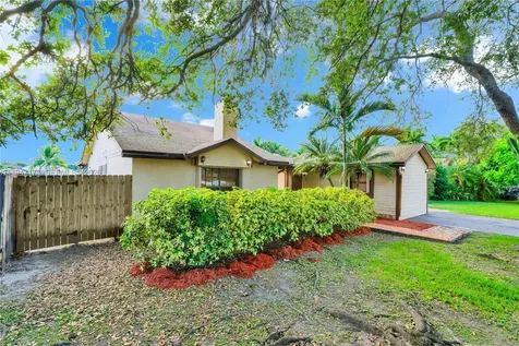 15512 SW 142nd Court Miami FL 33177