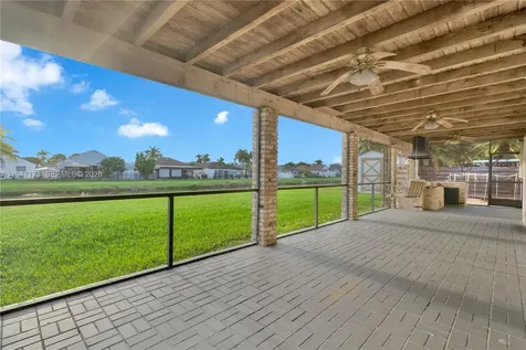 15512 SW 142nd Court Miami FL 33177