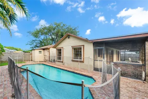 15512 SW 142nd Court Miami FL 33177