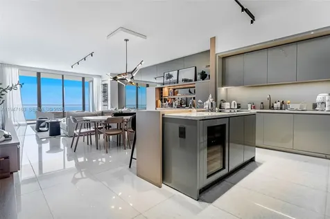 18975 Collins Avenue Sunny Isles Beach FL 33160