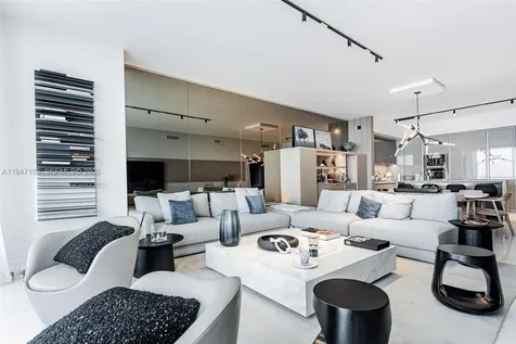 18975 Collins Avenue Sunny Isles Beach FL 33160