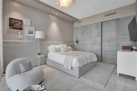 18975 Collins Avenue Sunny Isles Beach FL 33160