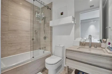 18975 Collins Avenue Sunny Isles Beach FL 33160