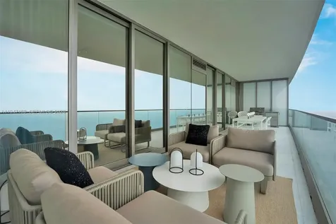 18975 Collins Avenue Sunny Isles Beach FL 33160