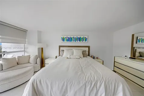 600 Parkview Drive Hallandale Beach FL 33009
