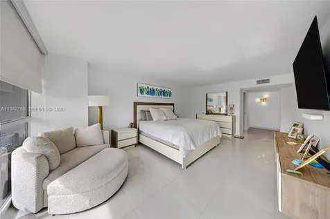 600 Parkview Drive Hallandale Beach FL 33009