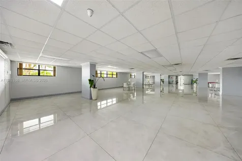 600 Parkview Drive Hallandale Beach FL 33009