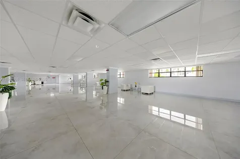 600 Parkview Drive Hallandale Beach FL 33009
