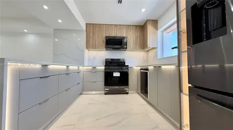 3826 NE 171st Street North Miami Beach FL 33160