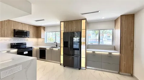 3826 NE 171st Street North Miami Beach FL 33160