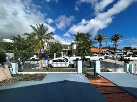 1352 SW 16th Street Miami FL 33145