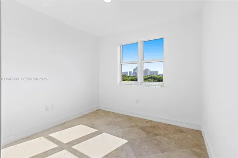 19900 E Country Club Drive Aventura FL 33180