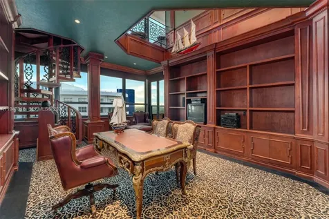 5225 Collins Avenue Miami Beach FL 33140