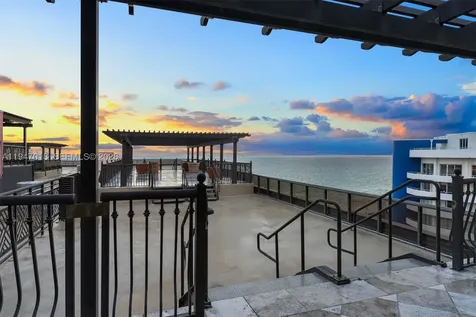 5225 Collins Avenue Miami Beach FL 33140