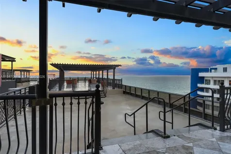 5225 Collins Avenue Miami Beach FL 33140