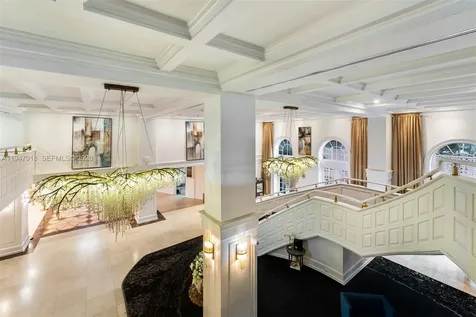 5225 Collins Avenue Miami Beach FL 33140