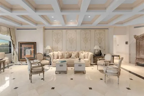 5225 Collins Avenue Miami Beach FL 33140
