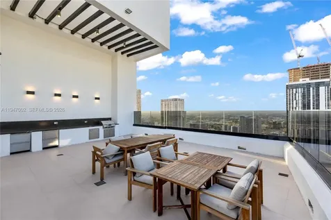 225 N Miami Avenue Miami FL 33128