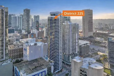 225 N Miami Avenue Miami FL 33128