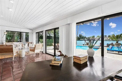 56 S Hibiscus Drive Miami Beach FL 33139