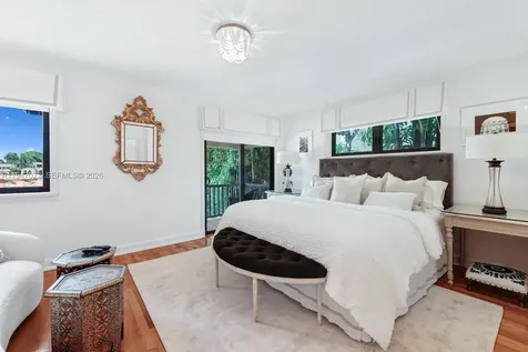 56 S Hibiscus Drive Miami Beach FL 33139