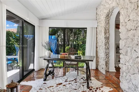 56 S Hibiscus Drive Miami Beach FL 33139