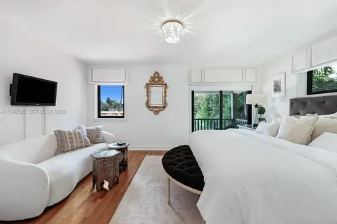 56 S Hibiscus Drive Miami Beach FL 33139