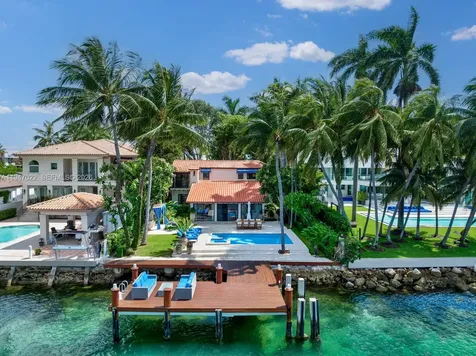56 S Hibiscus Drive Miami Beach FL 33139