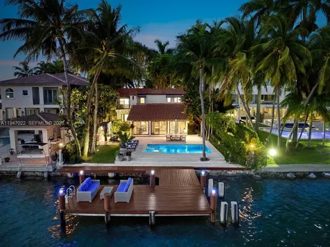 56 S Hibiscus Drive Miami Beach FL 33139