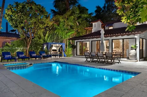 56 S Hibiscus Drive Miami Beach FL 33139