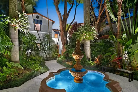 56 S Hibiscus Drive Miami Beach FL 33139