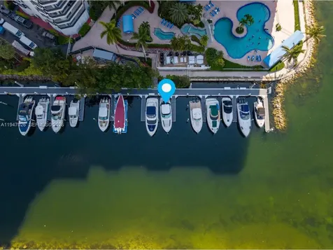 3575 Mystic Pointe Dr, Slip 7 Aventura FL 33180