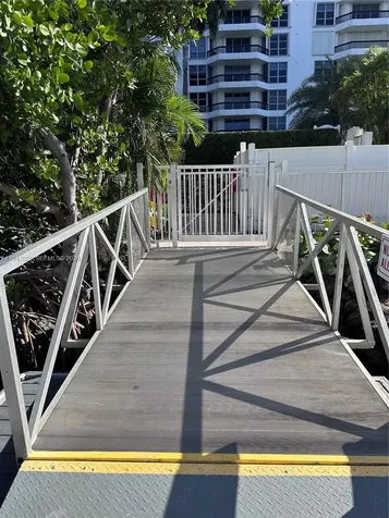 3575 Mystic Pointe Dr, Slip 7 Aventura FL 33180