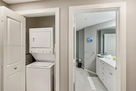 5781 Cape Harbour Drive Cape Coral FL 33914