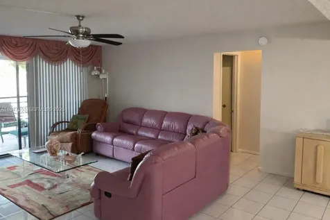 20851 San Simeon Way Miami FL 33179
