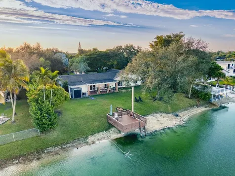 12620 SW 114th Avenue Miami FL 33176