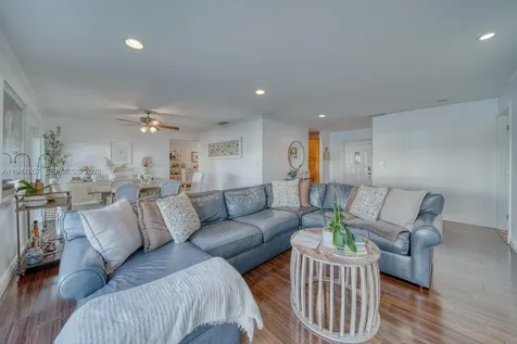 12620 SW 114th Avenue Miami FL 33176