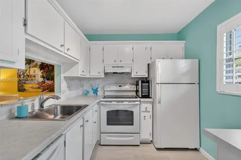 3431 NW 50th Avenue Lauderdale Lakes FL 33319