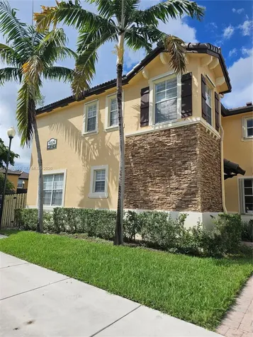 9209 SW 227th Street Cutler Bay FL 33190