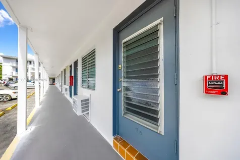 15610 NE 6th Avenue Miami FL 33162