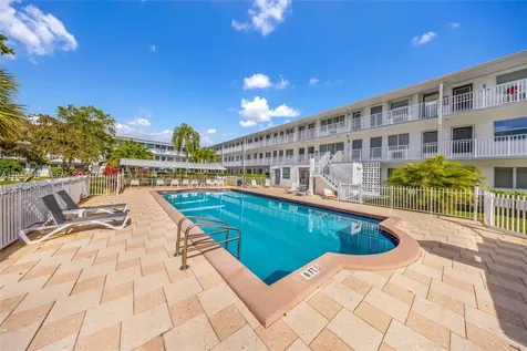 15610 NE 6th Avenue Miami FL 33162