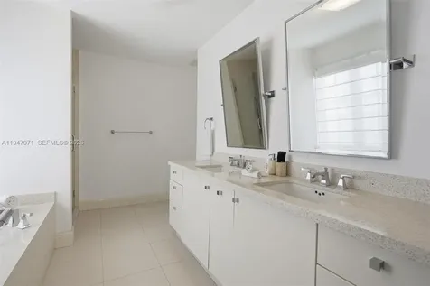 1250 Ocean Drive Miami Beach FL 33139